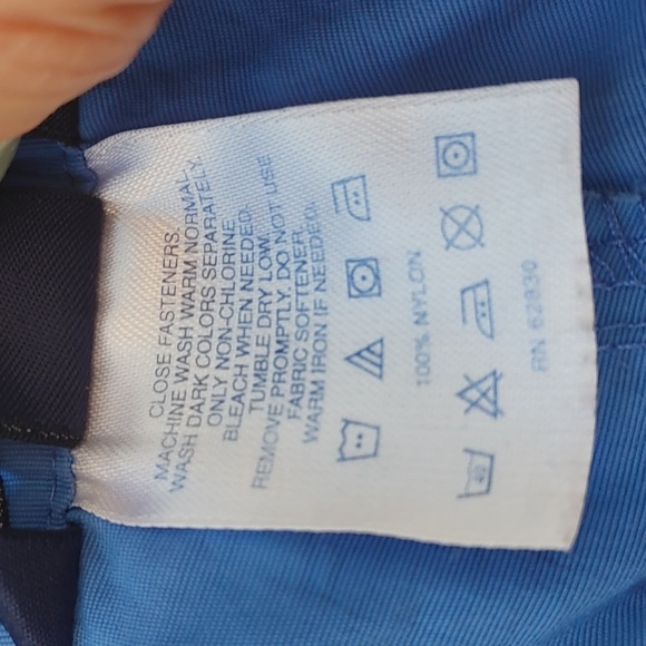 Lands End Blue Cargos Style Shorts Size Medium - Picture 10 of 12